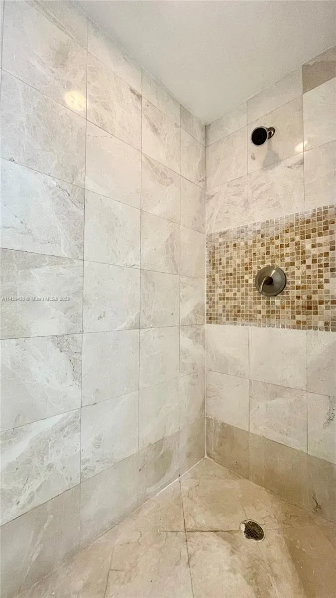 One Fifty One At Biscayne #1905 image #29