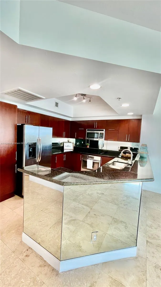 One Fifty One At Biscayne #1905 image #8