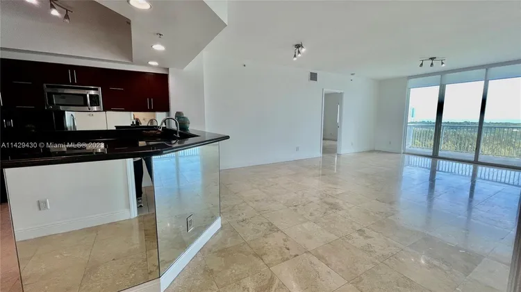 One Fifty One At Biscayne #1905 image #9