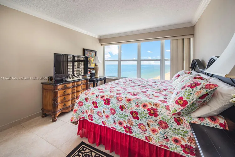 Ocean Summit #1004 image #15