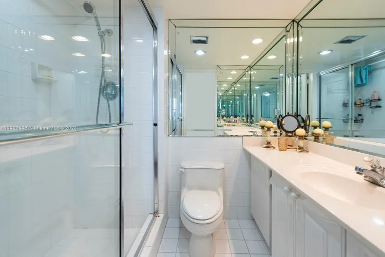 Ocean Summit #1004 image #16