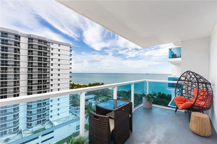 1 Hotel & Homes #1013 image #35