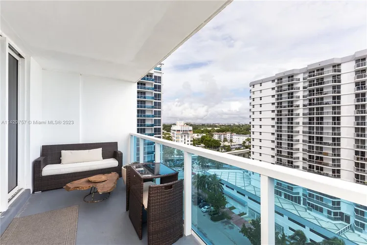 1 Hotel & Homes #1013 image #36