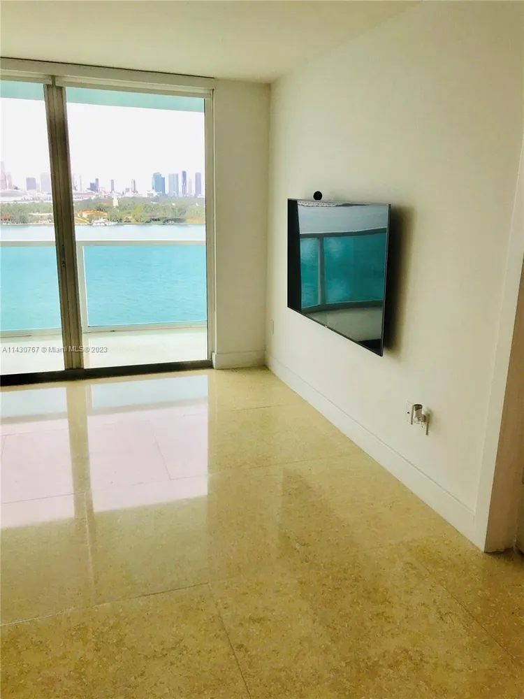 Floridian #1207 image #7