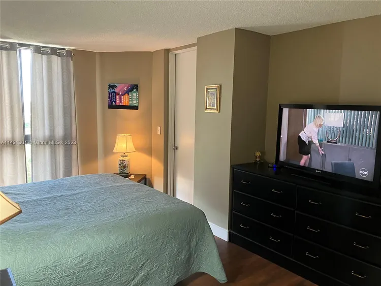 Tropicana #602 image #14