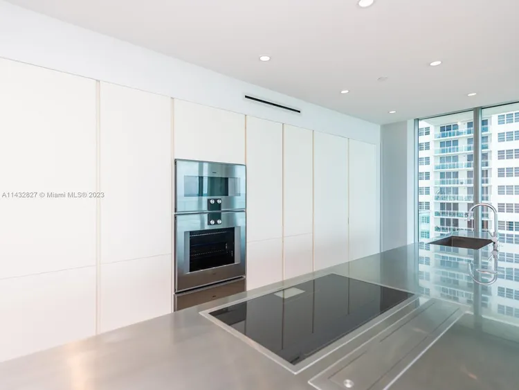 L' Atelier #701 image #19