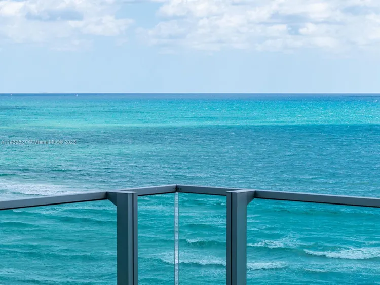 L' Atelier #701 image #24