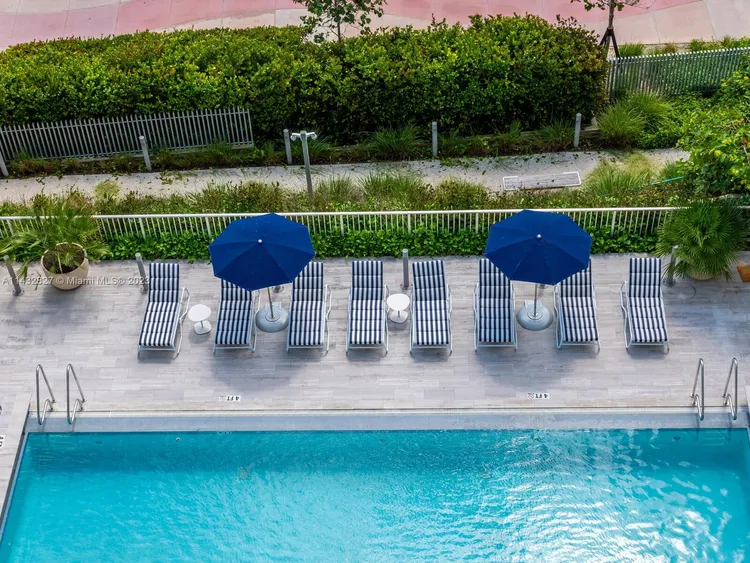 L' Atelier #701 image #26