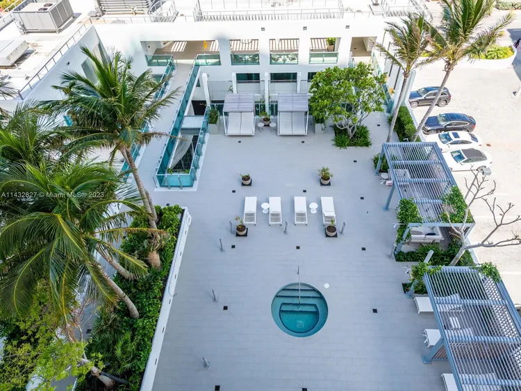 L' Atelier #701 image #46