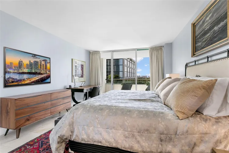 Ritz-Carlton Coconut Grove #705 image #12