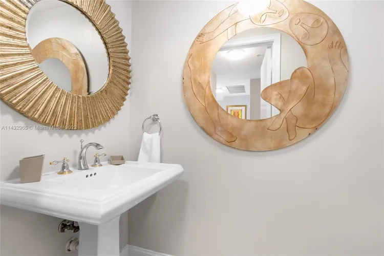 Ritz-Carlton Coconut Grove #705 image #15