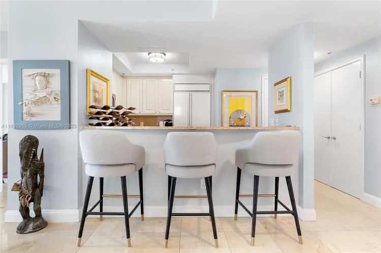 Ritz-Carlton Coconut Grove #705 image #6