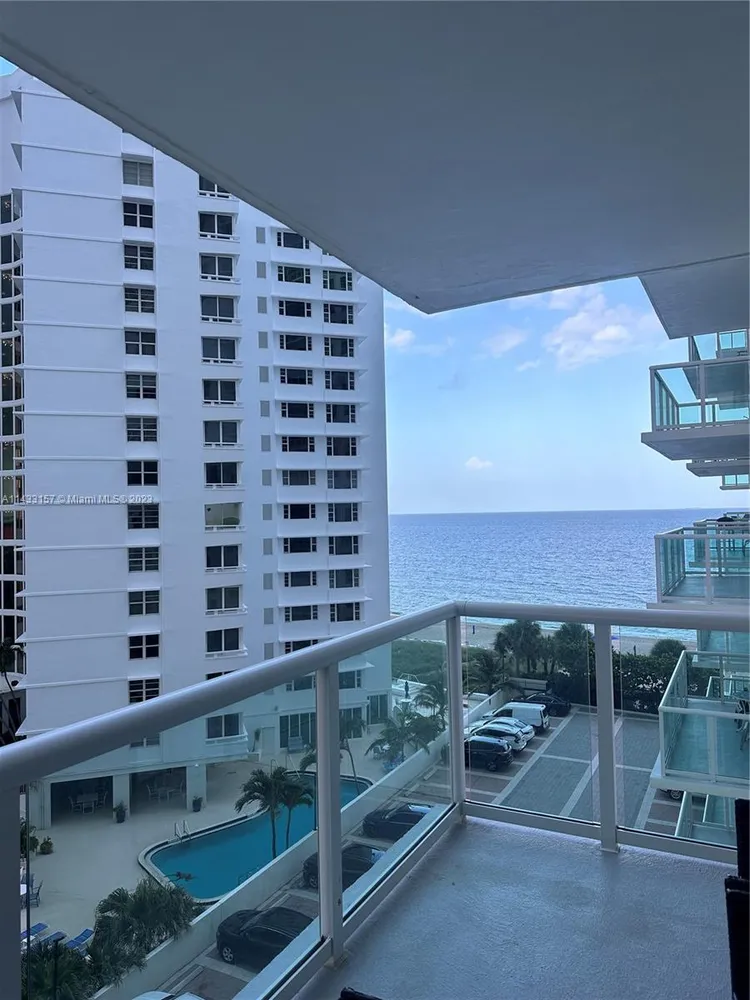 Riviera #608 image #10