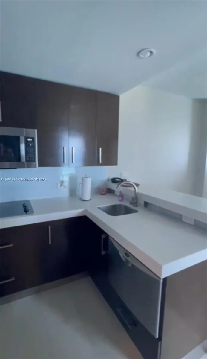 Sole #1802 image #10