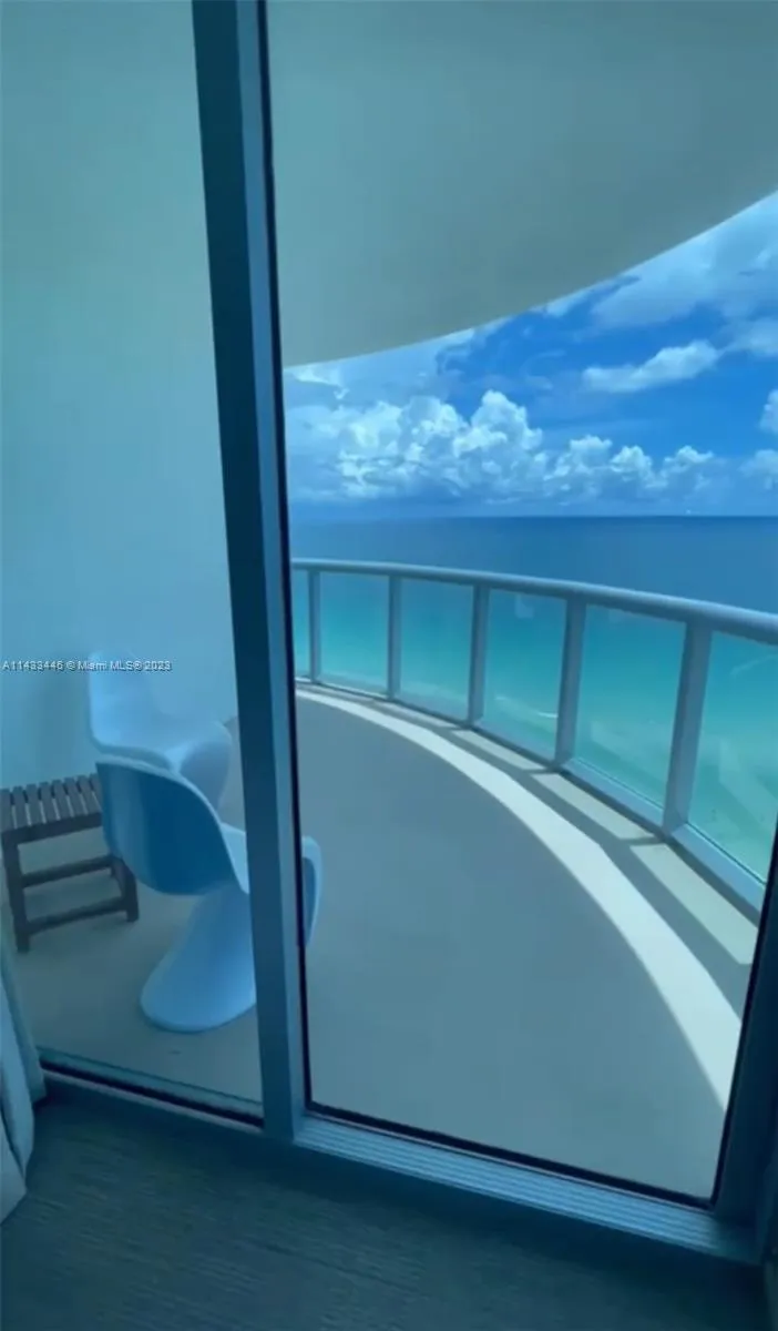 Sole #1802 image #23