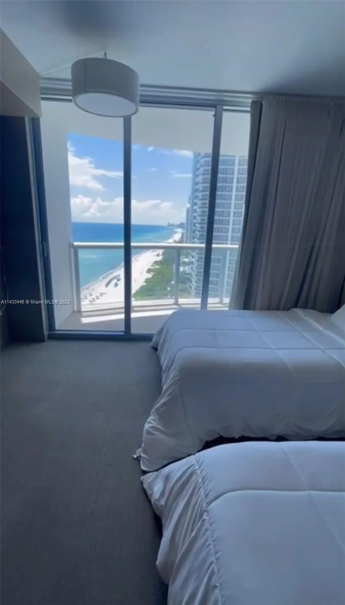 Sole #1802 image #28