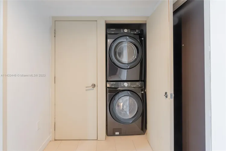 Sole #1802 image #33