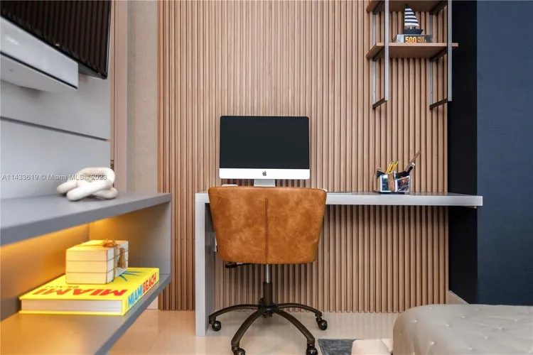 Gorlin at Aqua #701 image #17