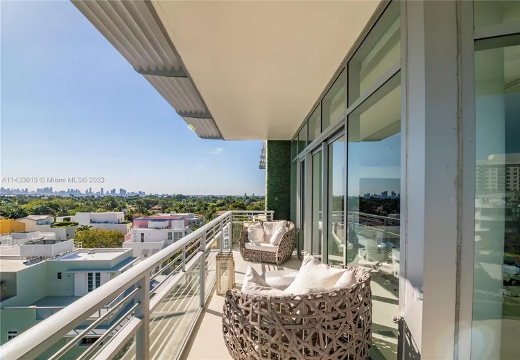 Gorlin at Aqua #701 image #22