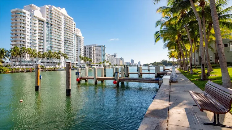 Gorlin at Aqua #701 image #32