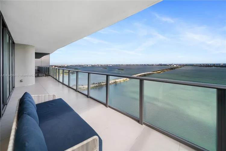 One Paraiso #4401 image #22