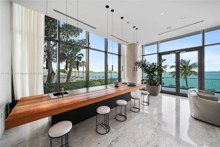 One Paraiso #4401 image #27