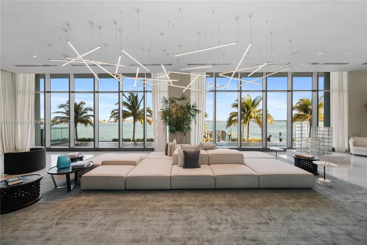 One Paraiso #4401 image #29