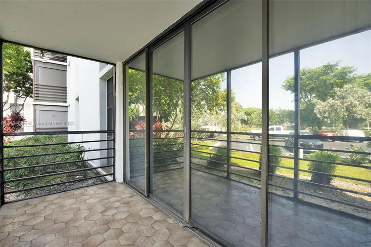 BISCAYA #116 image #13