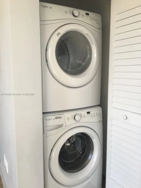 Centro #810 image #19