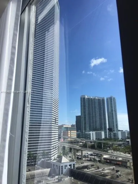 Centro #810 image #24