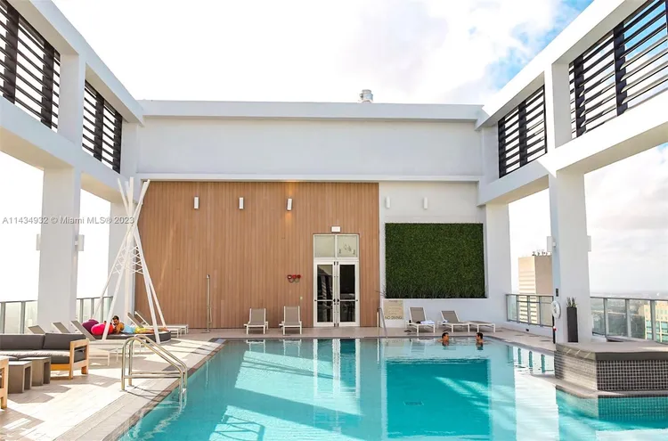 Centro #810 image #29