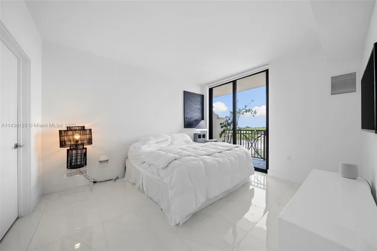 Merrick Manor #519 image #13