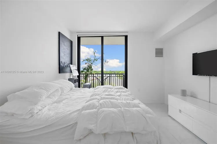 Merrick Manor #519 image #14