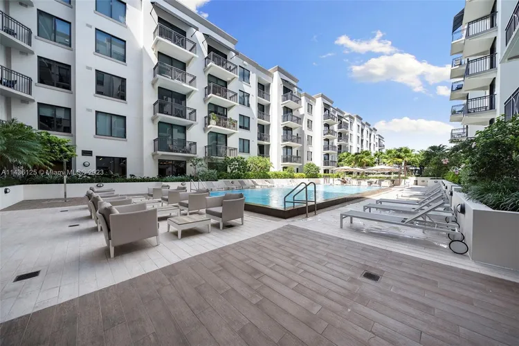 Merrick Manor #519 image #23