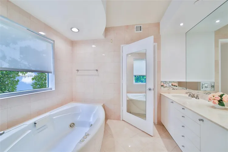 Ocean Club - Club Tower One #206 image #19