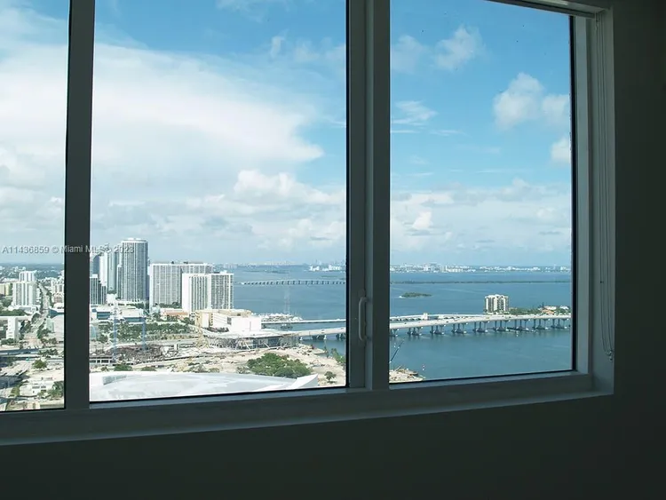 Vizcayne North Tower #3908 image #6