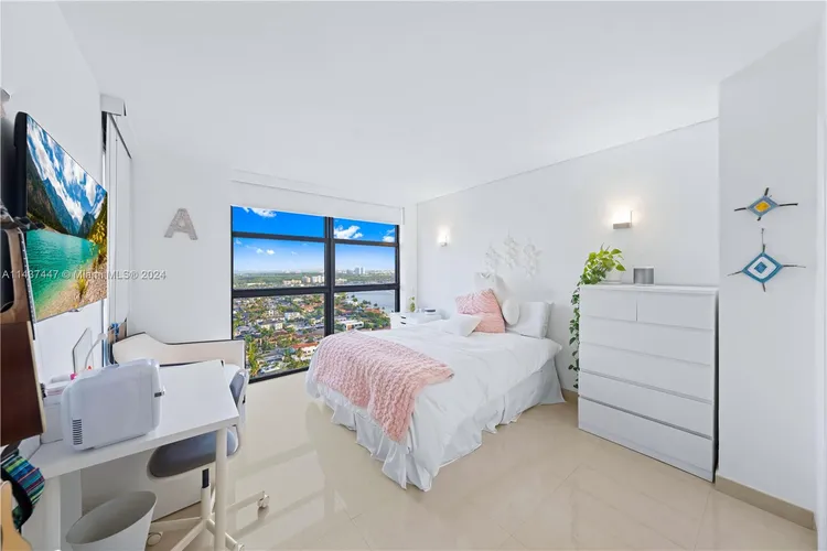 Williams Island 1000 #2504 image #19