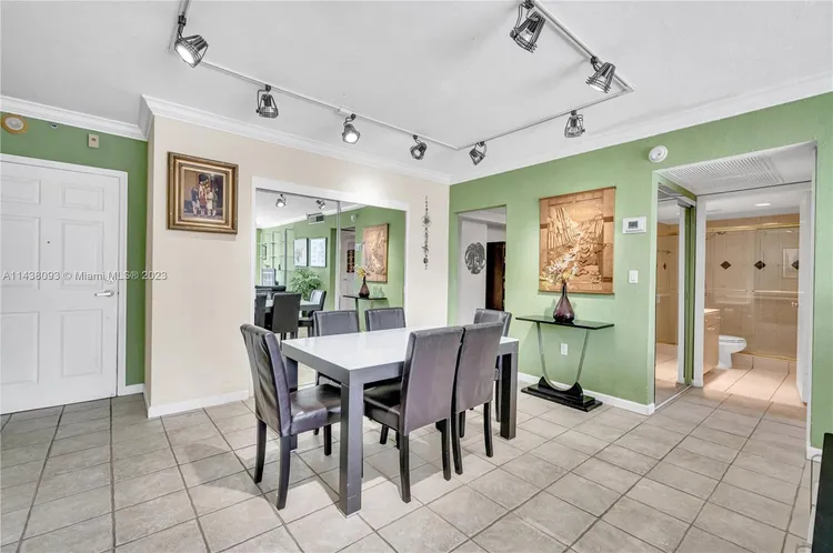 Island Pointe #5G image #18