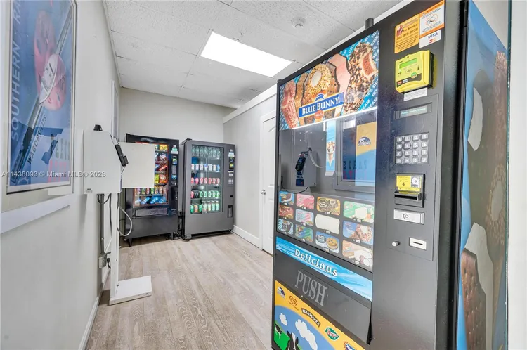 Island Pointe #5G image #28