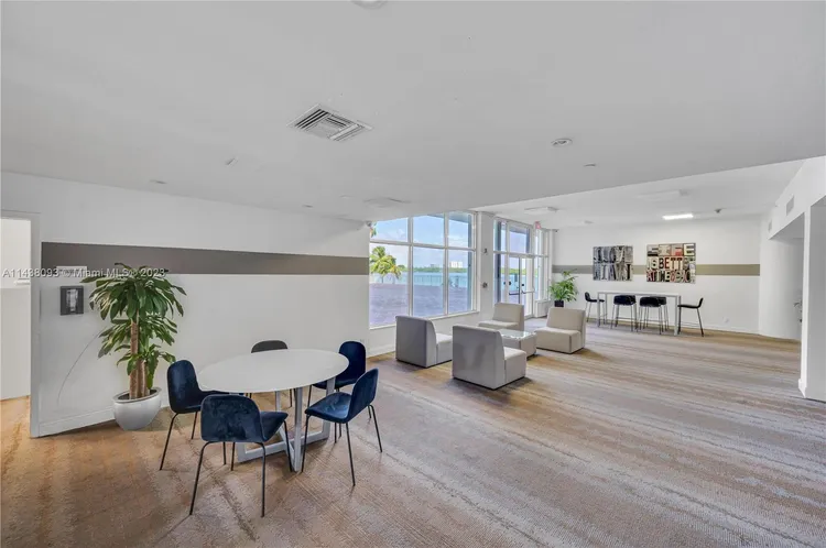 Island Pointe #5G image #30