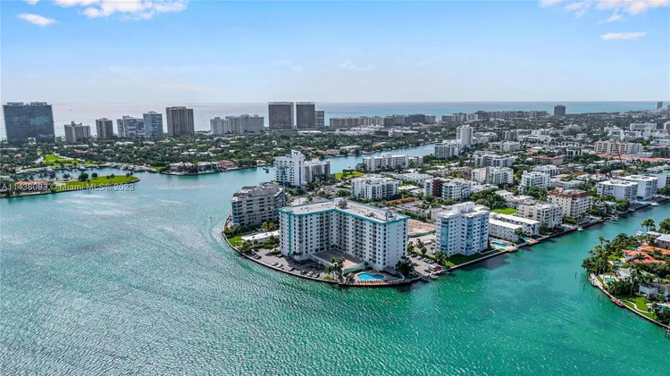 Island Pointe #5G image #42