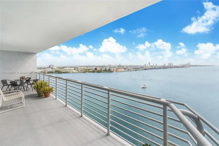 One Miami #1909 image #14