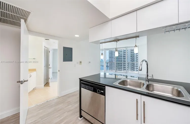 Opera Tower #1902 image #13