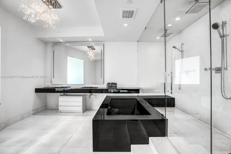 Porsche Design Tower #2803 image #17