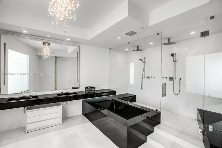 Porsche Design Tower #2803 image #18