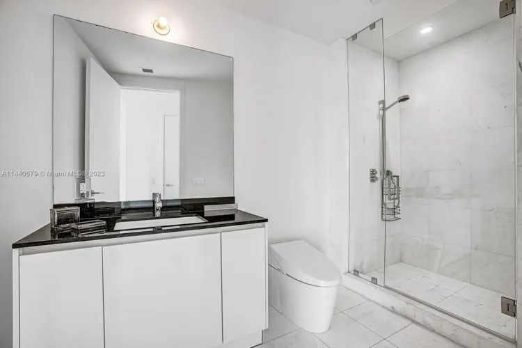 Porsche Design Tower #2803 image #27