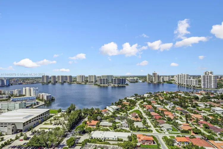 Porsche Design Tower #2803 image #33