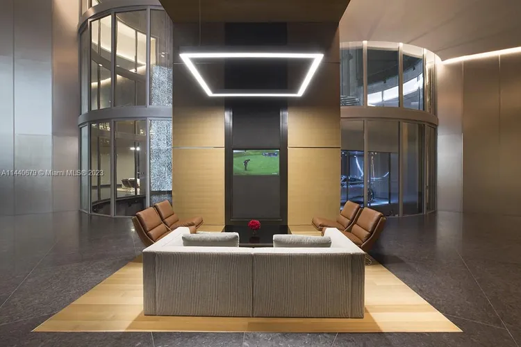 Porsche Design Tower #2803 image #37