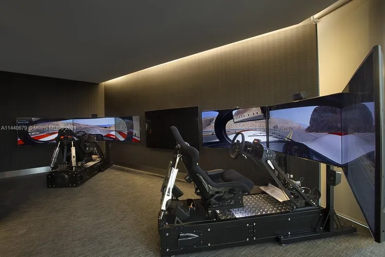 Porsche Design Tower #2803 image #52