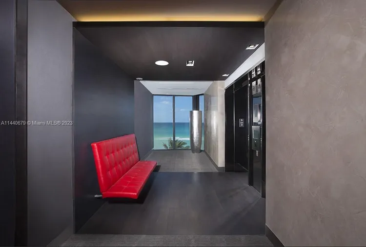 Porsche Design Tower #2803 image #58